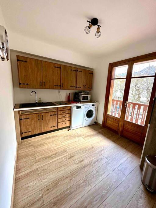 Charmant Appartement Renove Au Coeur Du Village Saint-Martin-Vesubie Luaran gambar
